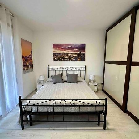 Appartamento Luminoso Domus Eur Рим Екстер'єр фото